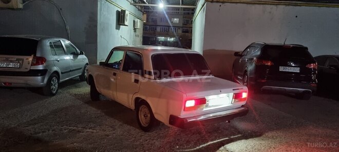 LADA (VAZ) 2107 2005, 80,000 km - 1.6 l - Bakı