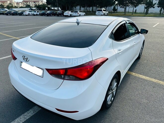 Hyundai Elantra 2015, 153,276 km - 1.8 l - Bakı