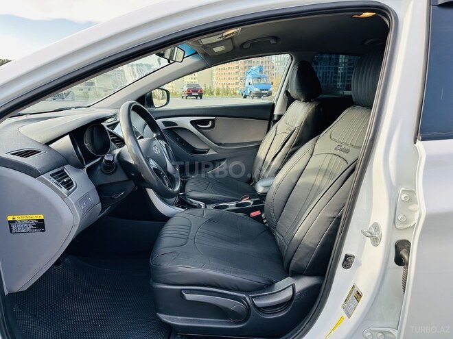 Hyundai Elantra 2015, 153,276 km - 1.8 l - Bakı