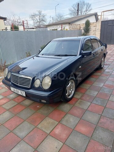 Mercedes E 200 1997, 366,065 km - 2.0 l - Zərdab