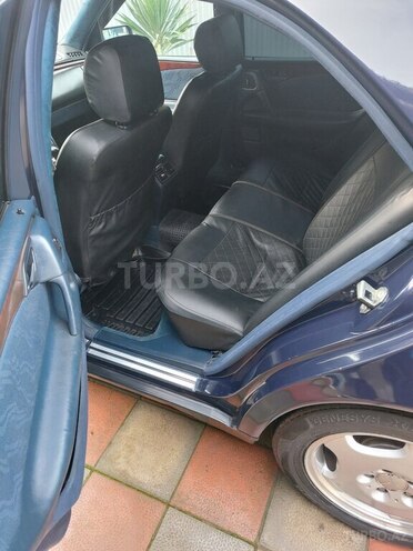 Mercedes E 200 1997, 366,065 km - 2.0 l - Zərdab