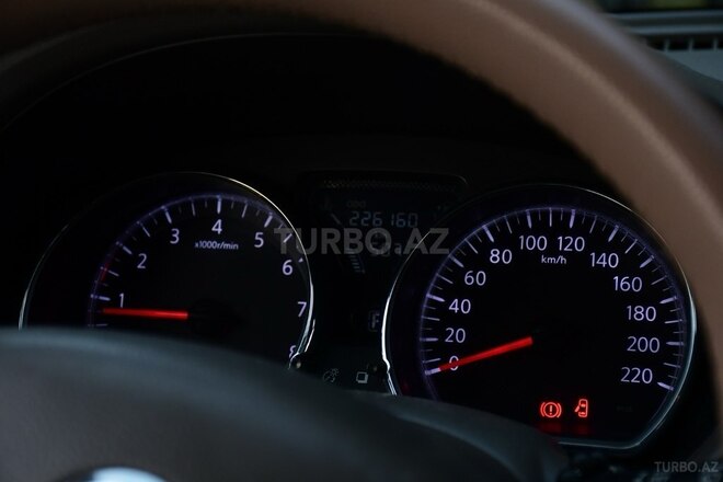 Nissan Sunny 2014, 226,160 km - 1.5 л - Bakı