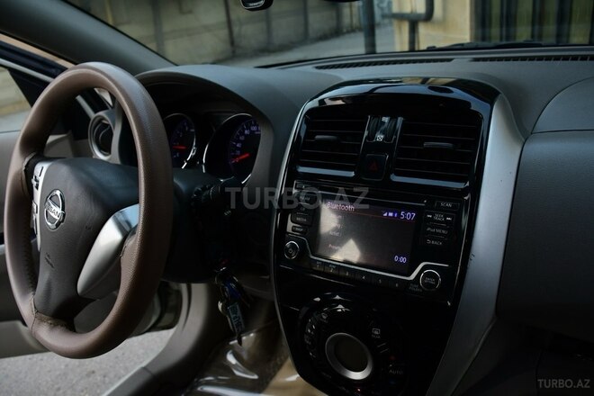 Nissan Sunny 2014, 226,160 km - 1.5 л - Bakı