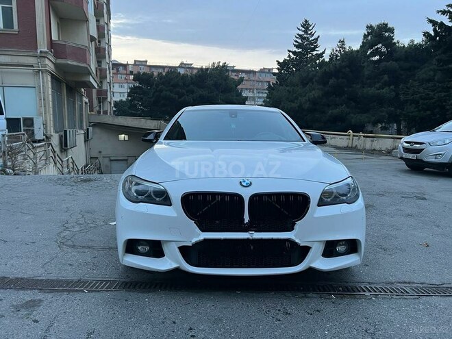 BMW 528 2014, 157,500 km - 2.0 л - Bakı