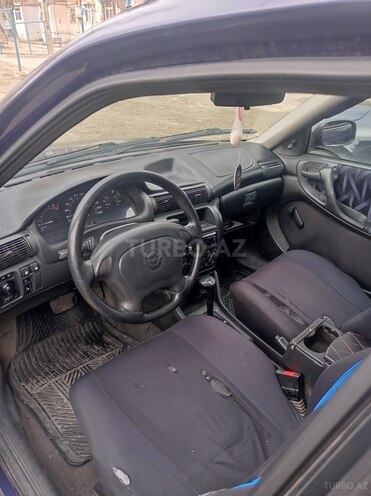 Opel Astra 1996, 250,000 km - 1.6 l - Sumqayıt