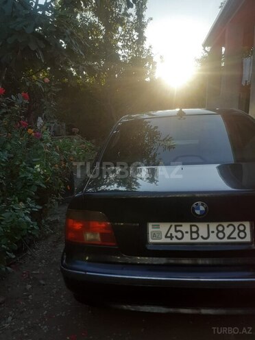 BMW 525 2000, 300,000 km - 2.5 l - Mingəçevir