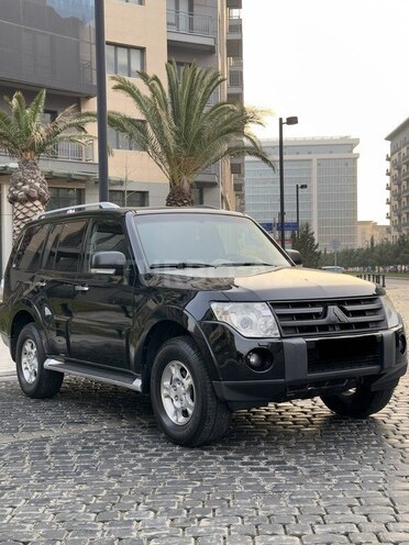 Mitsubishi Pajero 2007, 358,000 km - 3.0 l - Bakı