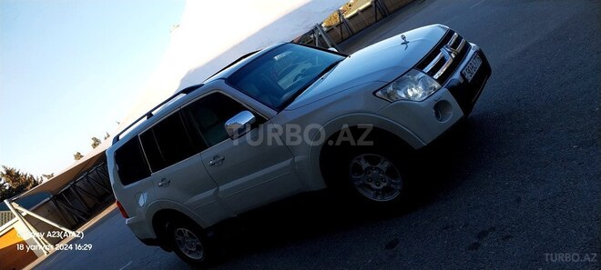 Mitsubishi Pajero 2007, 197,000 km - 3.0 l - Bakı