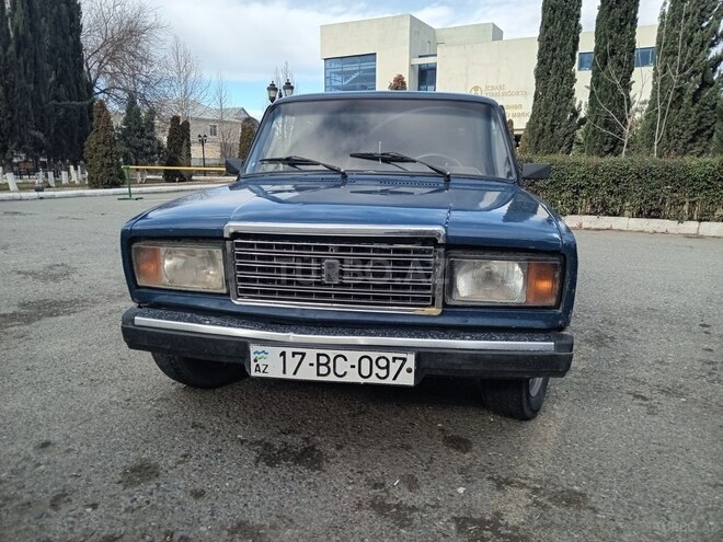 LADA (VAZ) 2107 2004, 202,400 km - 1.6 l - Yevlax
