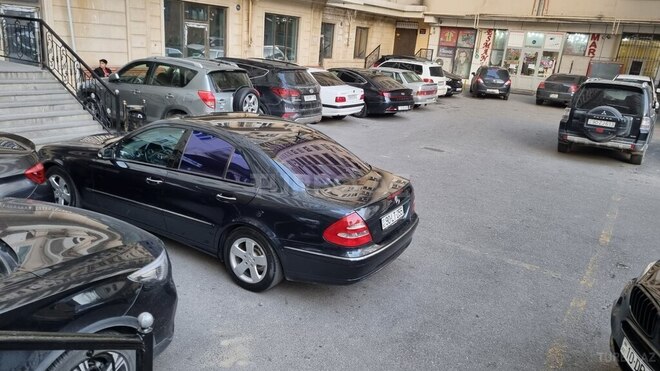 Mercedes E 240 2004, 394,000 km - 2.6 l - Bakı