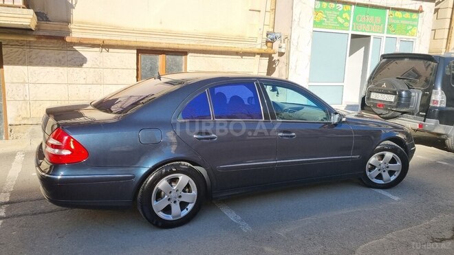 Mercedes E 240 2004, 394,000 km - 2.6 l - Bakı