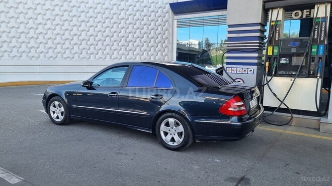 Mercedes E 240 2004, 394,000 km - 2.6 l - Bakı