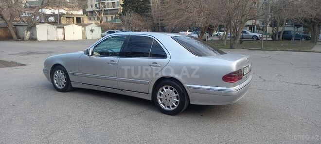 Mercedes E 270 2002, 397,000 km - 2.7 l - Bakı