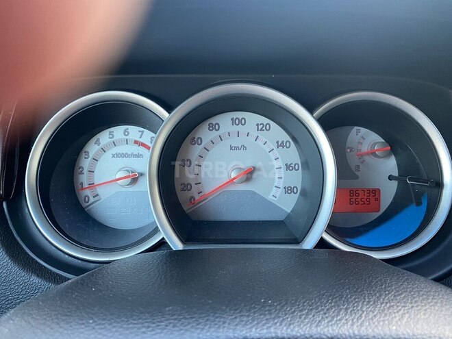 Nissan Tiida 2011, 86,739 km - 1.5 l - Bakı