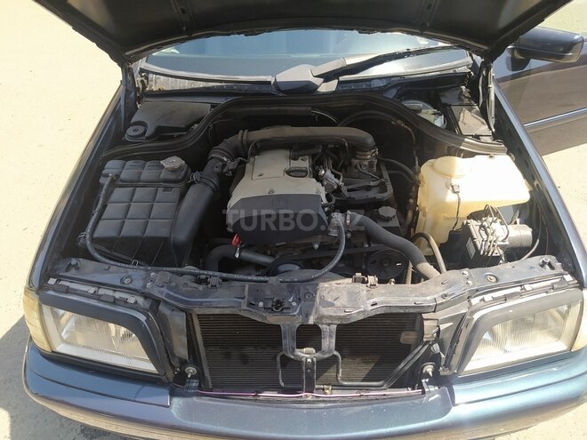 Mercedes C 200 1999, 254,758 km - 2.0 l - Bakı