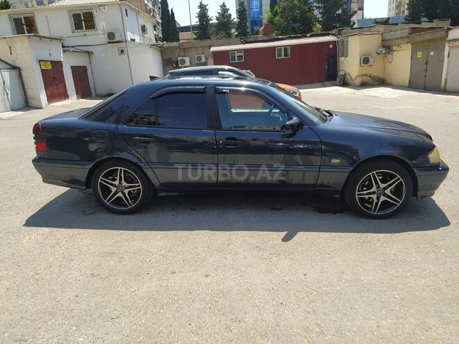 Mercedes C 200 1999, 254,758 km - 2.0 l - Bakı