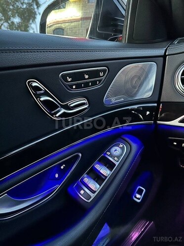 Mercedes S 400 2015, 153,000 km - 3.0 л - Yevlax