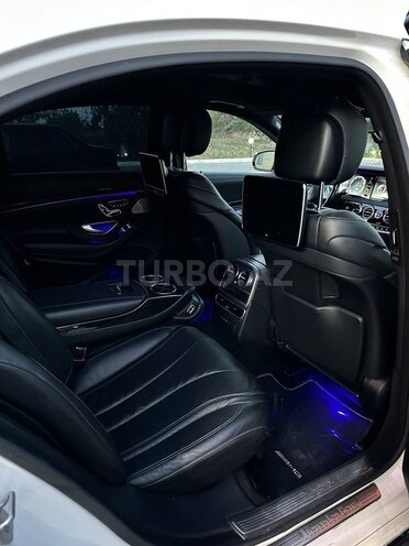 Mercedes S 400 2015, 153,000 km - 3.0 л - Yevlax