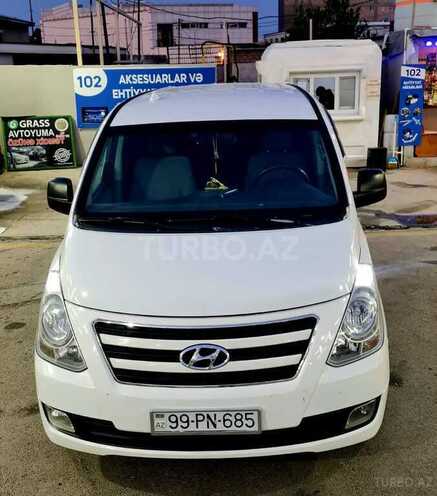 Hyundai H-1 2015, 240,000 km - 2.5 л - Bakı