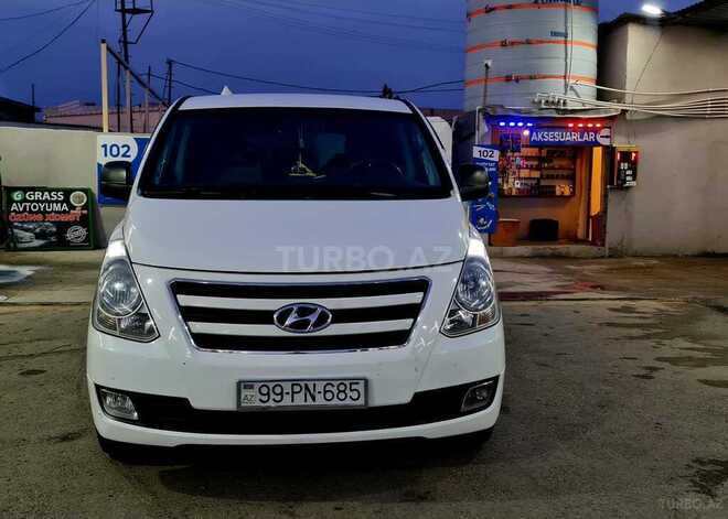 Hyundai H-1 2015, 240,000 km - 2.5 л - Bakı