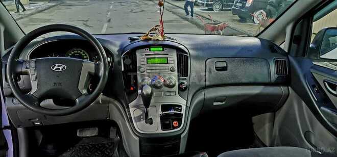 Hyundai H-1 2015, 240,000 km - 2.5 л - Bakı