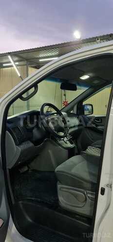 Hyundai H-1 2015, 240,000 km - 2.5 л - Bakı
