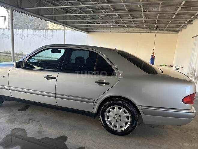 Mercedes E 240 1998, 390,000 km - 2.4 l - Şəmkir