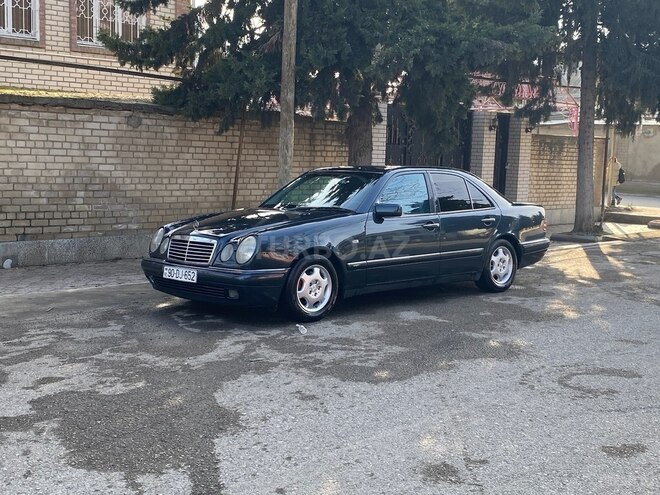 Mercedes E 240 1998, 371,000 km - 2.4 l - Xaçmaz