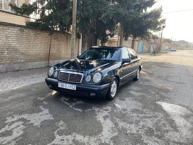 Mercedes E 240 1998, 371,000 km - 2.4 l - Xaçmaz