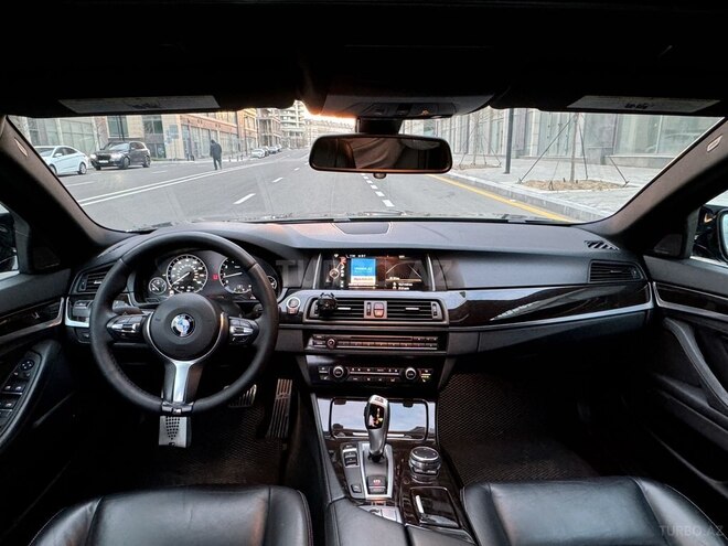 BMW 528 2016, 8,900,000 km - 2.0 l - Bakı