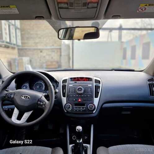 Kia Ceed 2009, 180,000 km - 1.6 л - Bakı