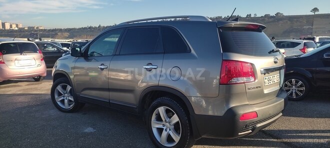 Kia Sorento 2011, 230,000 km - 2.0 l - Bakı