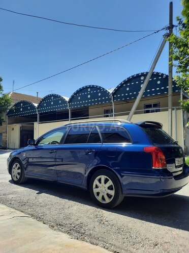 Toyota Avensis 2004, 440,125 km - 2.0 l - Yevlax