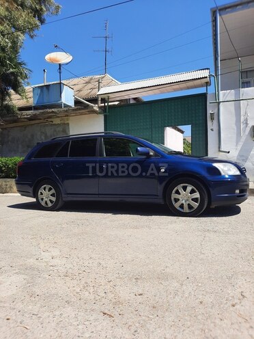 Toyota Avensis 2004, 440,125 km - 2.0 l - Yevlax