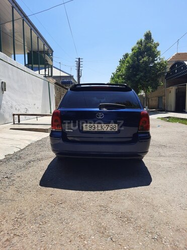 Toyota Avensis 2004, 440,125 km - 2.0 l - Yevlax