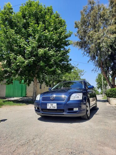 Toyota Avensis 2004, 440,125 km - 2.0 l - Yevlax