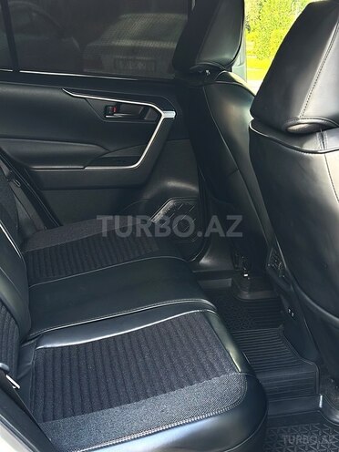 Toyota RAV4 2021, 40,200 km - 2.0 l - Bakı