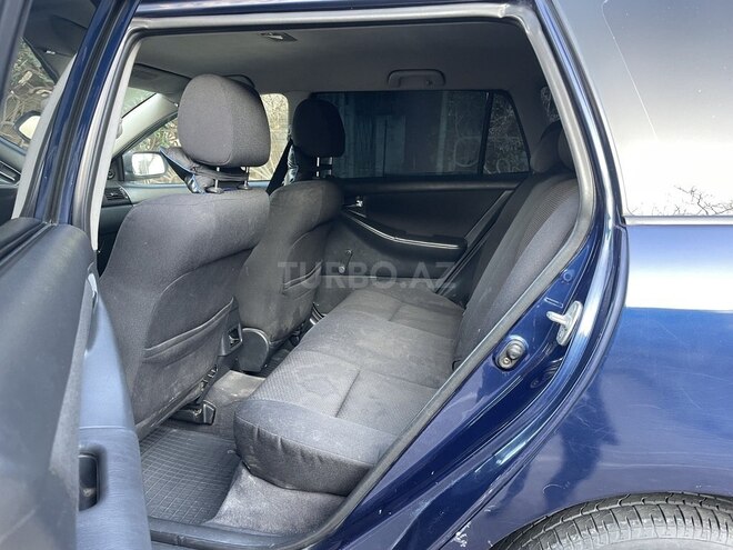 Toyota Corolla 2005, 238,559 km - 1.4 л - Bakı