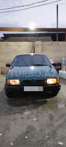 Volkswagen Passat 1991, 329,000 km - 1.8 л - Bakı