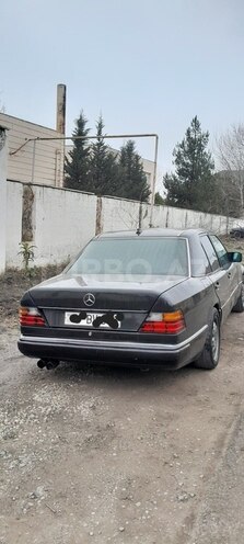 Mercedes E 200 1992, 600,000 km - 2.0 l - Bakı