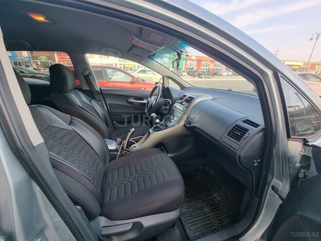 Toyota Auris 2008, 215,600 km - 1.4 л - Bakı