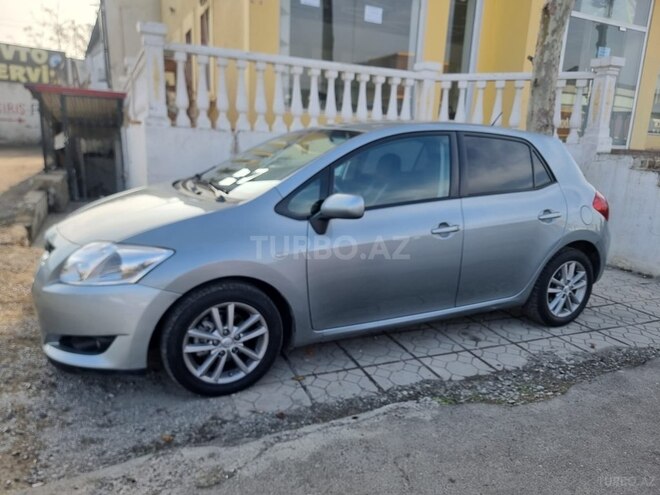 Toyota Auris 2008, 215,600 km - 1.4 л - Bakı