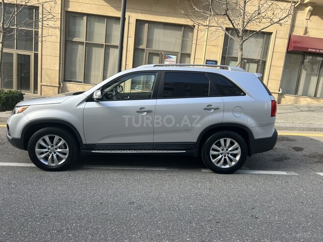 Kia Sorento 2009, 201,500 km - 2.0 l - Bakı