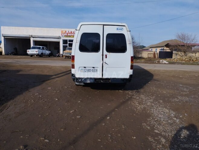 GAZ  2001, 320,000 km - 2.4 l - Biləsuvar