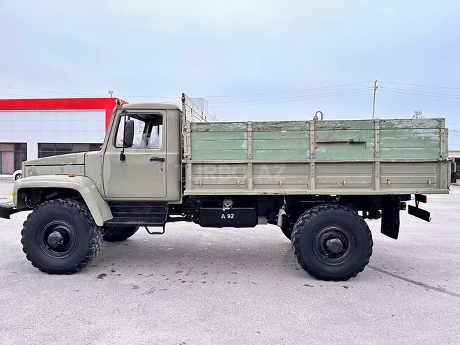 GAZ 3308 2002, 54,000 km - 4.3 l - Sumqayıt