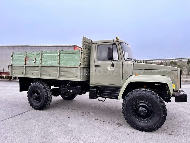 GAZ 3308 2002, 54,000 km - 4.3 l - Sumqayıt