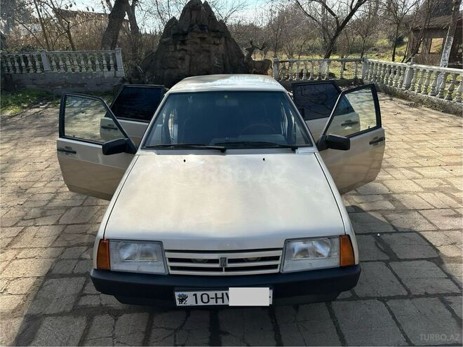 LADA (VAZ) 21099 1998, 265,000 km - 1.5 l - Salyan