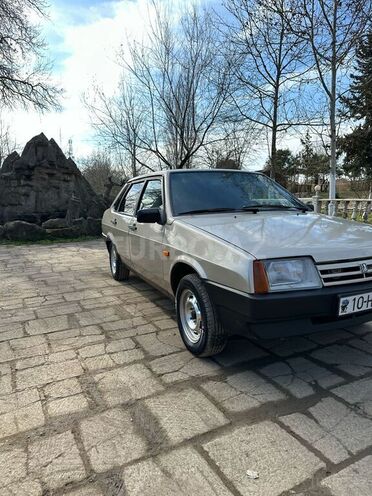 LADA (VAZ) 21099 1998, 265,000 km - 1.5 l - Salyan