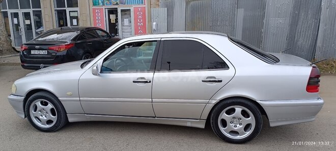 Mercedes C 200 1997, 419,900 km - 2.0 l - Qazax