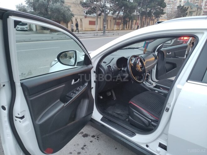 Kia Sportage 2010, 129,000 km - 2.0 л - Bakı